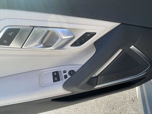 Used 2023 BMW Z4 sDrive30i w/ Convenience Package image 12