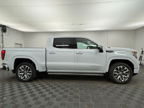New 2026 GMC Sierra 1500 Denali w/ Denali Reserve Package image 8