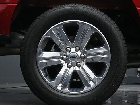 Used 2019 Ford F150 XLT w/ Equipment Group 302A Luxury AWD/4WD image 9