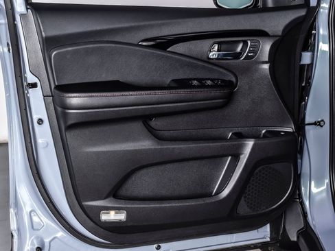 Used 2023 Honda Ridgeline Black Edition image 14