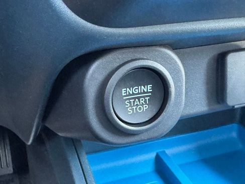 New 2025 Ford Maverick XLT w/ XLT Luxury Package FWD image 6