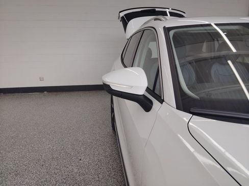 New 2026 Volkswagen Tiguan SE AWD/4WD image 23