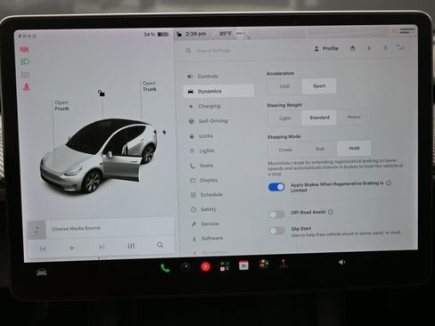 Used 2021 Tesla Model Y Long Range AWD/4WD image 26
