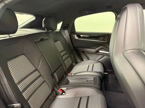 Certified 2026 Porsche Cayenne S AWD/4WD image 18