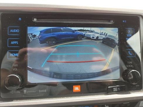 Used 2017 Toyota Tacoma Limited w/ Tow Package AWD/4WD image 15
