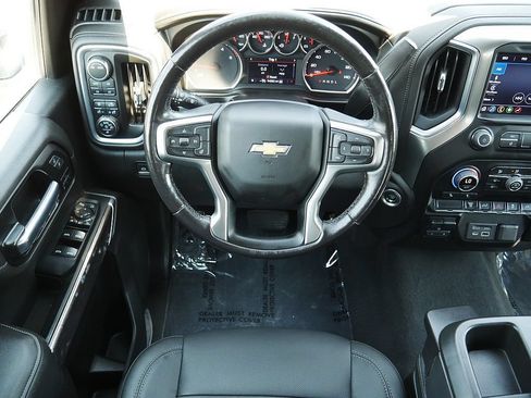 Used 2022 Chevrolet Silverado 3500 LTZ AWD/4WD image 17