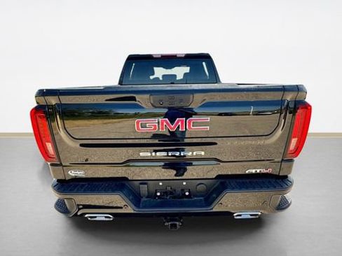 Used 2024 GMC Sierra 1500 AT4 AWD/4WD image 4