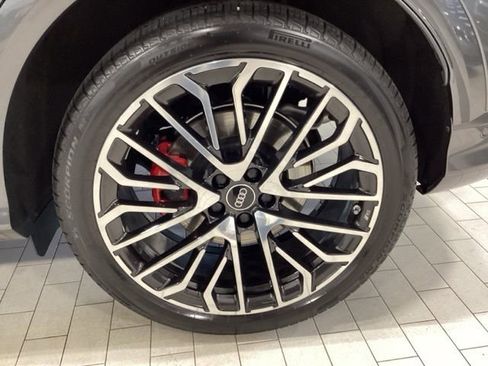 Used 2025 Audi SQ5 Premium Plus image 27