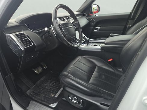 Used 2019 Land Rover Range Rover Sport HSE Dynamic image 11