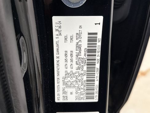 Used 2024 Toyota Tacoma TRD Sport AWD/4WD image 12