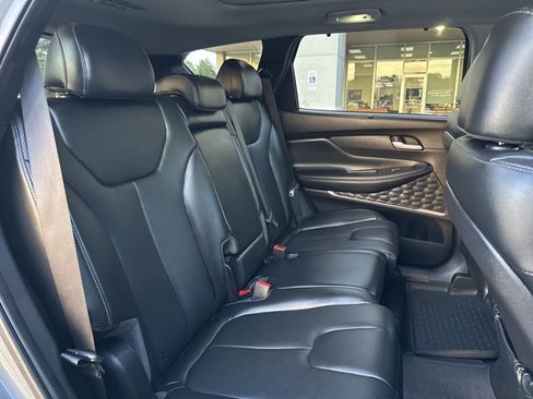 Used 2023 Hyundai Santa Fe SEL w/ Premium Package image 43