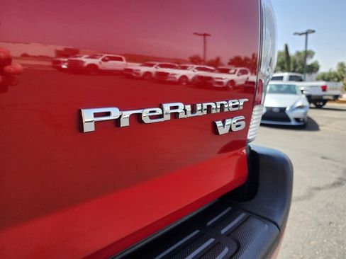 Used 2015 Toyota Tacoma PreRunner w/ TRD Sport Package RWD image 13