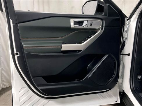 Used 2023 Ford Explorer Timberline w/ Timberline Technology Package image 9