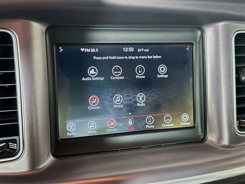 Used 2022 Dodge Charger SXT image 19