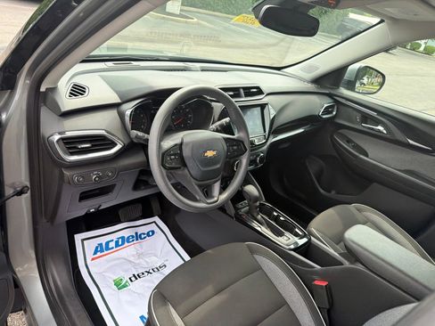 Used 2023 Chevrolet TrailBlazer LT w/ Convenience Package AWD/4WD image 10