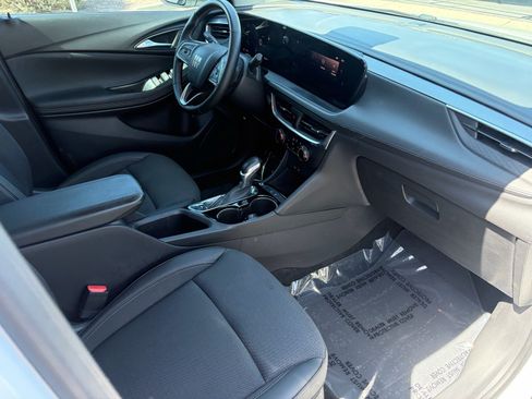 Used 2024 Buick Encore GX Preferred w/ Comfort Package FWD image 30