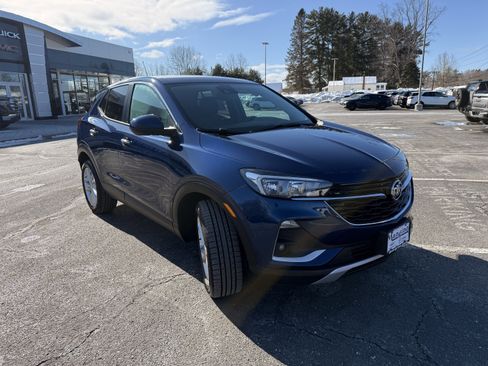 Used 2023 Buick Encore GX Preferred w/ Cold Weather Comfort Package image 7