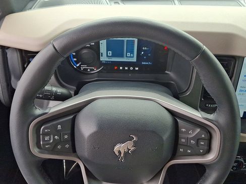 Certified 2024 Ford Bronco Wildtrak AWD/4WD image 19