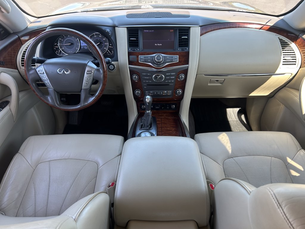 Used 2017 INFINITI QX80 4WD w/ Deluxe Technology Package image 31