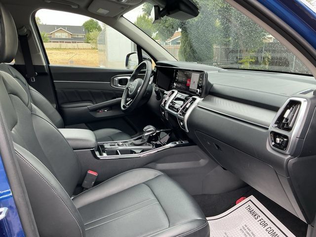 Used 2023 Kia Sorento SX AWD/4WD image 26