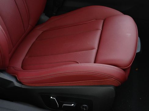 Certified 2025 BMW M240i Coupe image 36