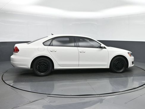 Used 2012 Volkswagen Passat 2.5 S FWD image 8