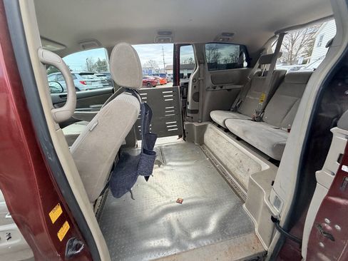 Used 2008 Toyota Sienna LE image 24