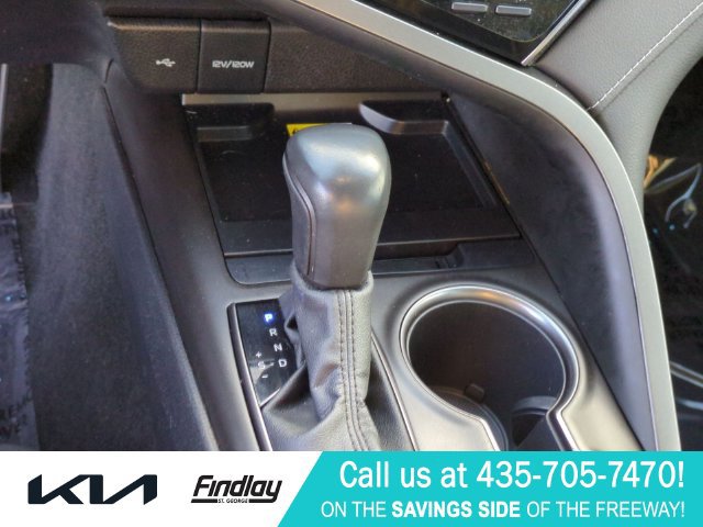 Used 2022 Toyota Camry XSE w/ Navigation Upgrade Package FWD image 26
