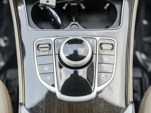 Used 2019 Mercedes-Benz GLC 300 w/ Parking Assistance Package image 23