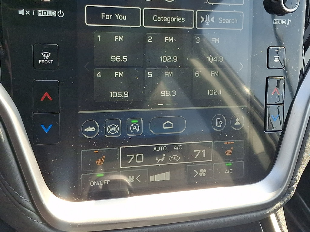 Certified 2025 Subaru Outback Onyx Edition AWD/4WD image 18