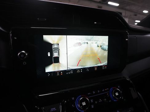 Certified 2025 GMC Sierra 1500 AT4 w/ AT4 Premium Package AWD/4WD image 19