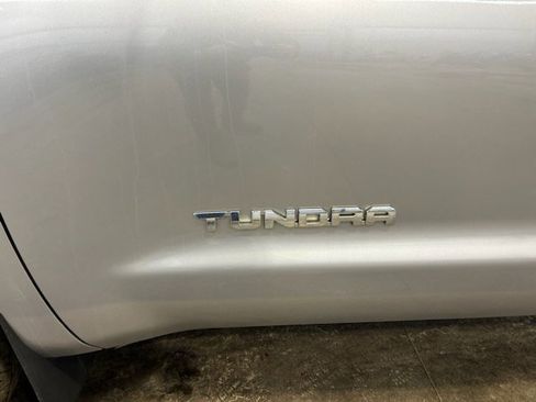 Used 2014 Toyota Tundra SR5 image 6