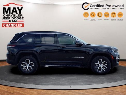 Used 2025 Jeep Grand Cherokee Limited w/ Luxury Tech Group II AWD/4WD image 2