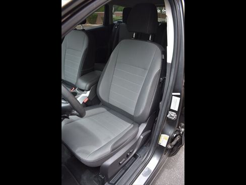 Used 2016 Ford Escape SE w/ Equipment Group 201A FWD image 15