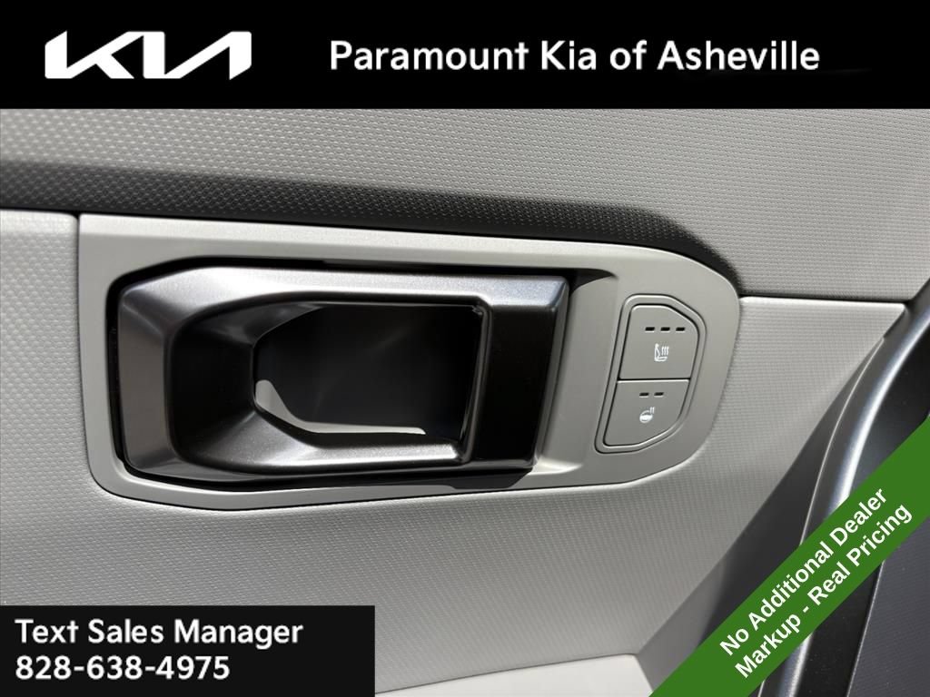 New 2027 Kia Seltos X-Line S w/ X-Line S Premium Package AWD/4WD image 15