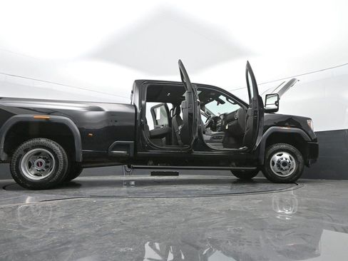 Used 2023 GMC Sierra 3500 Denali w/ Denali Ultimate Package image 58