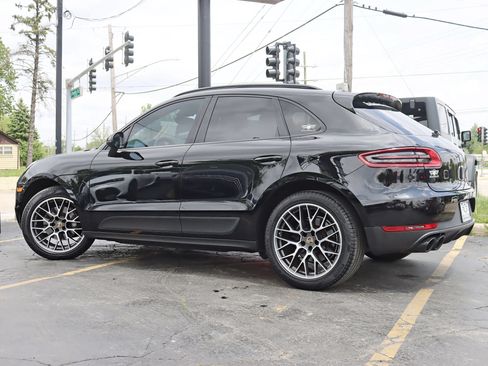 Used 2018 Porsche Macan Sport Edition AWD/4WD image 11