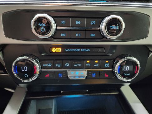 Used 2022 Ford F250 Lariat image 54