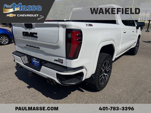 Used 2023 GMC Sierra 1500 AT4 w/ AT4 Premium Package AWD/4WD image 7