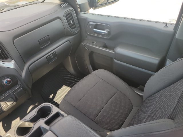 Used 2023 Chevrolet Silverado 2500 Custom w/ Custom Value Package AWD/4WD image 16