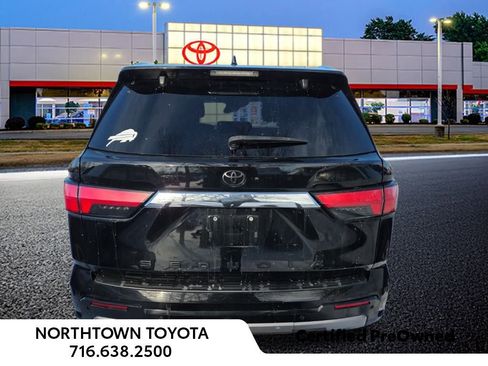 Used 2023 Toyota Sequoia Limited image 7