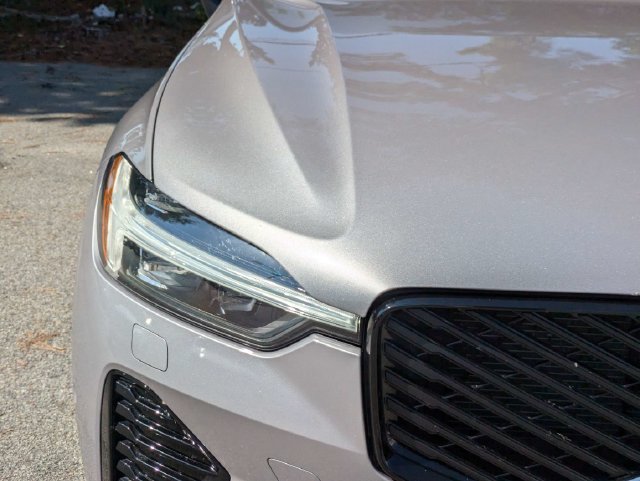 Certified 2026 Volvo XC60 B5 Plus AWD/4WD image 13