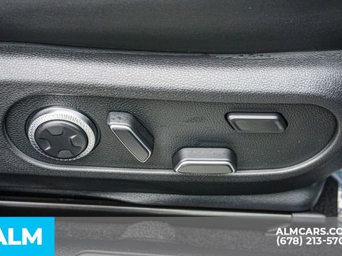 Used 2025 Genesis GV60 RWD image 63