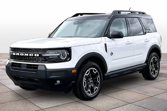 New 2026 Ford Bronco Sport Outer Banks AWD/4WD image 2