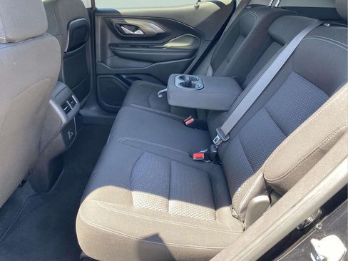 Used 2024 GMC Terrain SLE FWD image 11