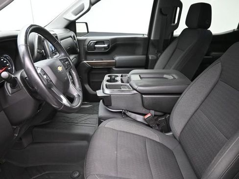 Used 2021 Chevrolet Silverado 1500 LT w/ Z71 Off-Road Package image 16