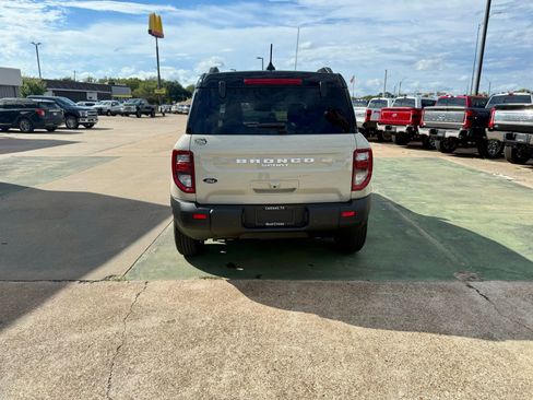 New 2025 Ford Bronco Sport Outer Banks w/ Outer Banks Tech Package+ image 40