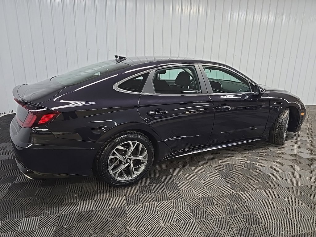 Used 2023 Hyundai Sonata SEL FWD image 3