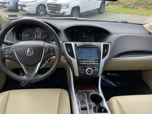 Used 2018 Acura TLX image 13