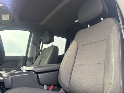 Used 2021 Chevrolet Silverado 1500 LT image 28